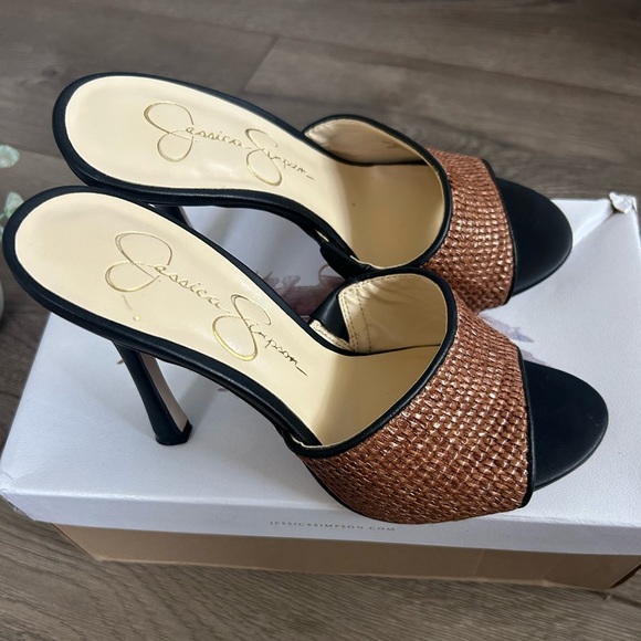 Jessica Simpson Women's Heels Size 5 1/2 - Picture 2 of 8